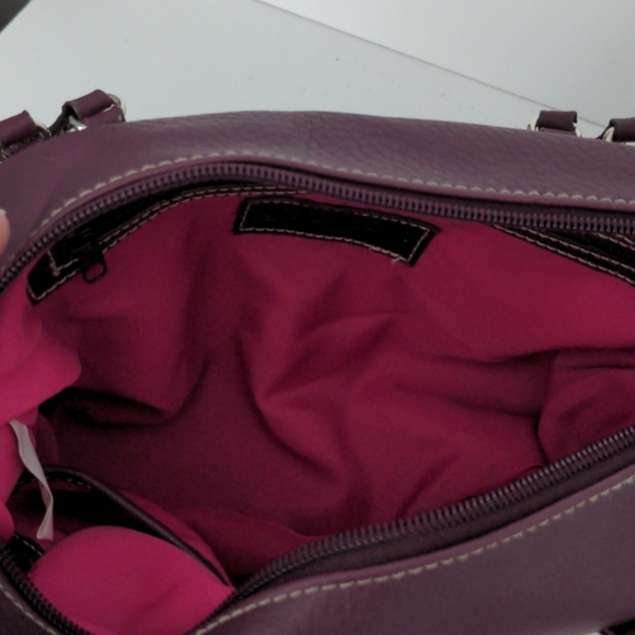 St. John's Bay Handbag - Picture 5 of 6